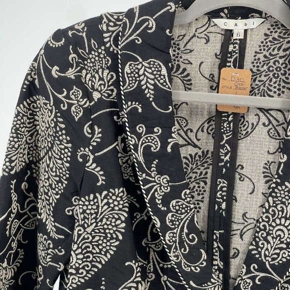 Cabi Eliza Tapestry Brocade Jacket sz 6 Paisley Floral Blazer 3/4 Sleeve Black - Picture 4 of 7